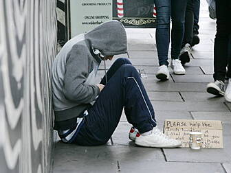 Homeless groups call for Housi...
